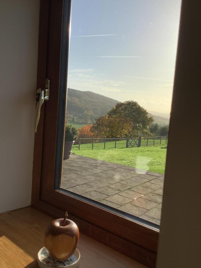 Woodcutters Barn, Overlooking Ledbury & Malvern Hills Dış mekan fotoğraf